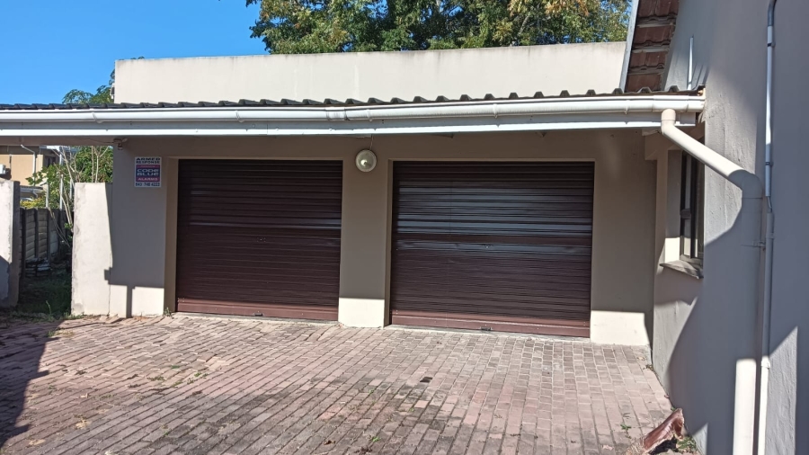 4 Bedroom Property for Sale in Beacon Bay Eastern Cape